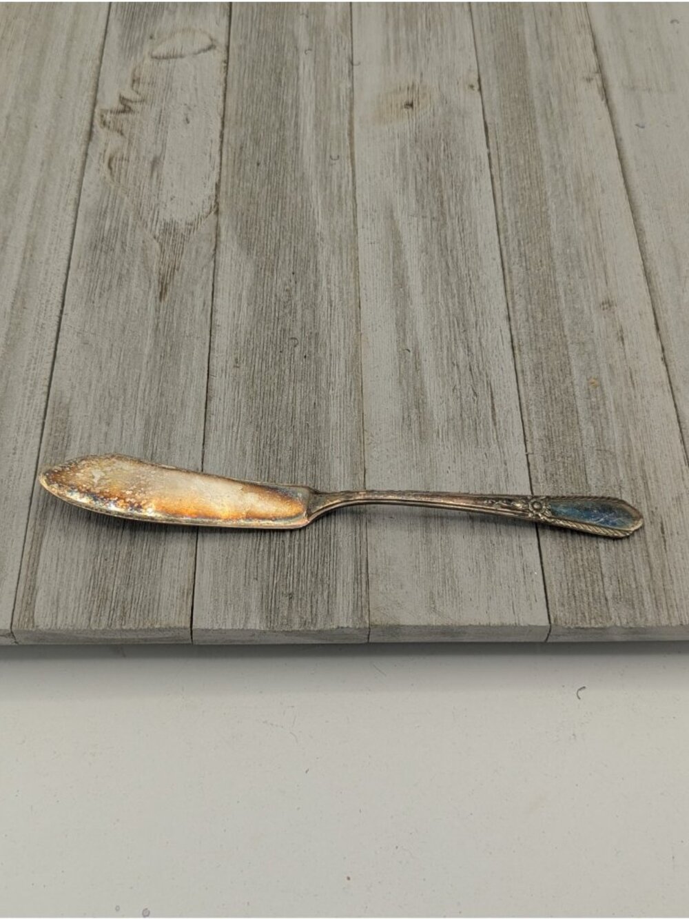 Oneida Pendant Silver plated Butter Knife